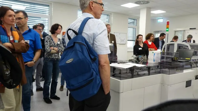 BioLAGO-Projekt für das Labor der Zukunft: Schneller und sicherer zum Wohle des Patienten Bild: BioLAGO-Projekt für das Labor der Zukunft: Schneller und sicherer zum Wohle des Patienten