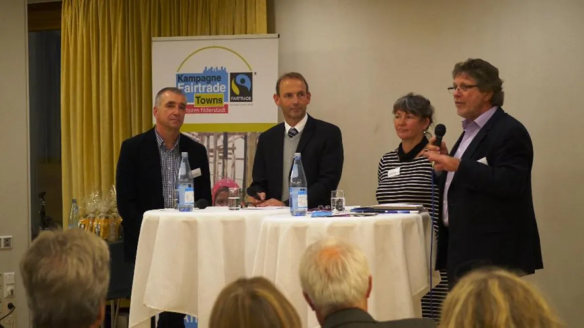 Bei der Podiumsdiskussion wurden auch Probleme des Fairen Handels angesprochen.
