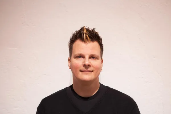 Rob Leuchtenberger ist neuer Head Instructor für Game Art an der SAE Hamburg Bild: Rob Leuchtenberger ist neuer Head Instructor für Game Art an der SAE Hamburg