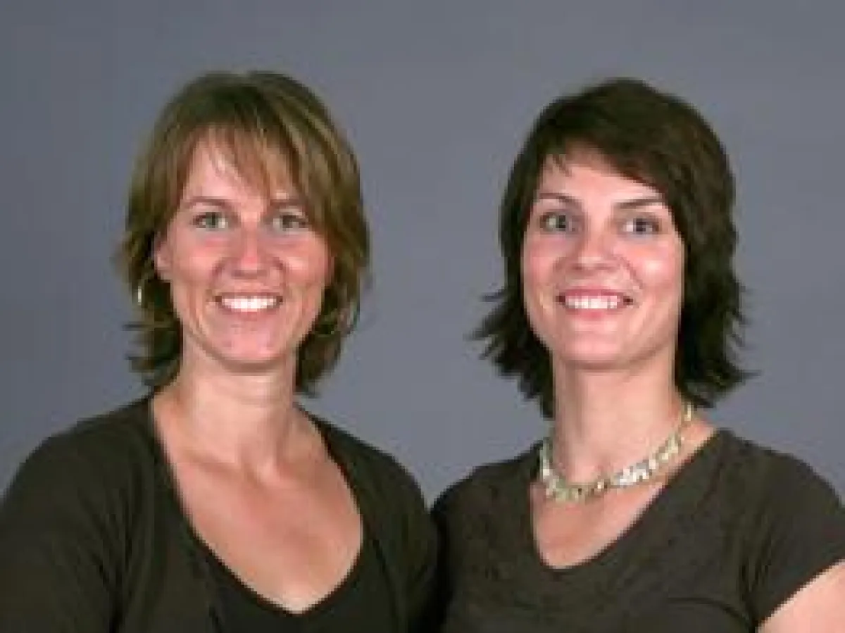 Anja Linke und Simone May, Inhaberinnen der Praxis eins - Therapie, Beratung & Wellness