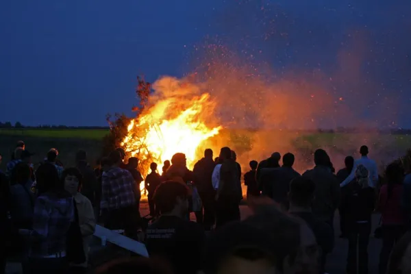 Bild: Hexentanz in Renneritz