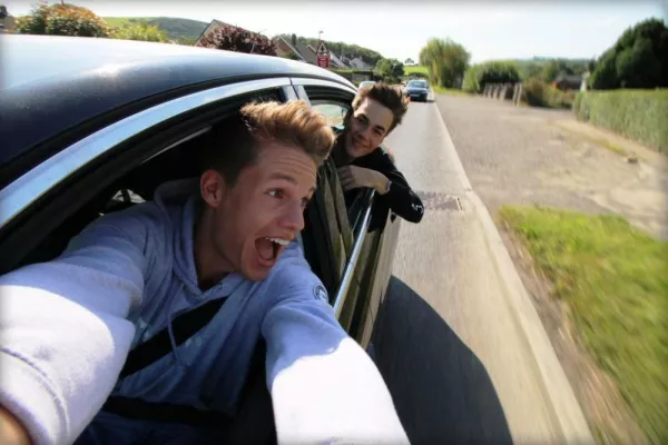 Bild: #mauztrip: VisitBritain und brandboost by DIVIMOVE schicken YouTube-Stars auf Abenteuer-Reise nach Wales