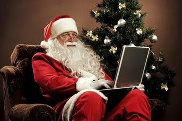 Bild: Großer Bilderrahmen-Weihnachtsmarkt mit Geschenkefinder, Onlinespielen und Weihnachtsquiz