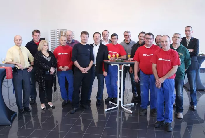 „Ein tolles, dynamisches Team“- Hymer-Leichtmetallbau ehrt langjährige Mitarbeiter Bild: „Ein tolles, dynamisches Team“- Hymer-Leichtmetallbau ehrt langjährige Mitarbeiter
