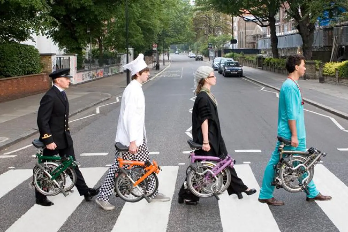 Das Faltrad von BROMPTON ist eine Quadratur der Mobilität. Es besitzt die Mobilität eines Fahrrads,