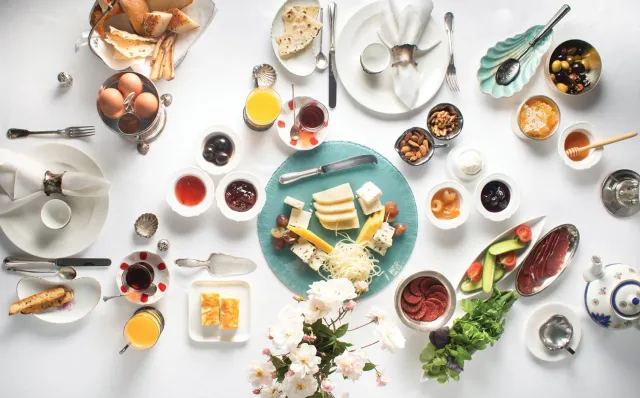 Bild: Das köstlichste Morgenritual in Türkiye: das türkische Frühstück