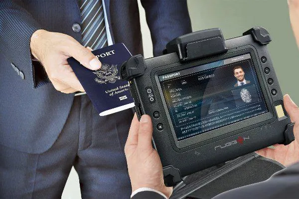 Pressemitteilung: RuggOn PM-311B Public Safety Edition Tablet PC Bild: Pressemitteilung: RuggOn PM-311B Public Safety Edition Tablet PC