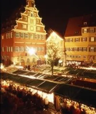 Bild: Adventszeit ist auch Reisezeit – Reise durch die Vorweihnachtszeit in Deutschland