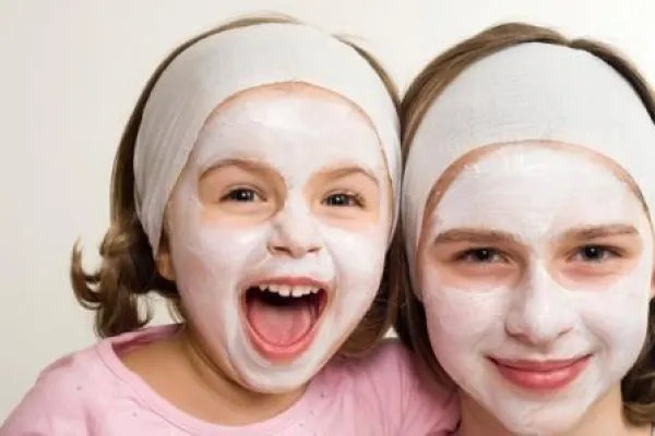 Bild: Mami, ich bin beim Peeling