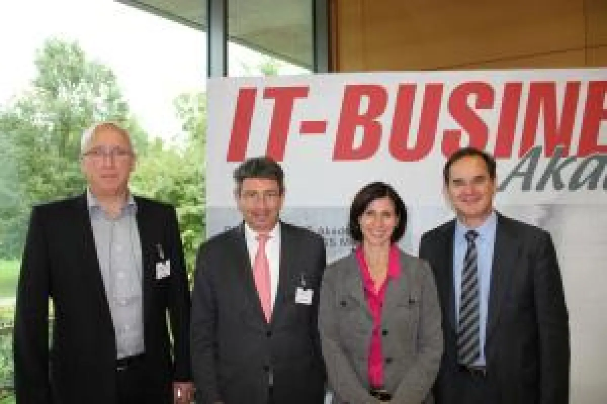 v. l.: Andreas Pohl, Wilfried Reiners, Daniela Schilling und Werner Nieberle