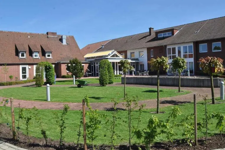 PFLEGE MIT HERZ UND VERSTAND Bild: PFLEGE MIT HERZ UND VERSTAND