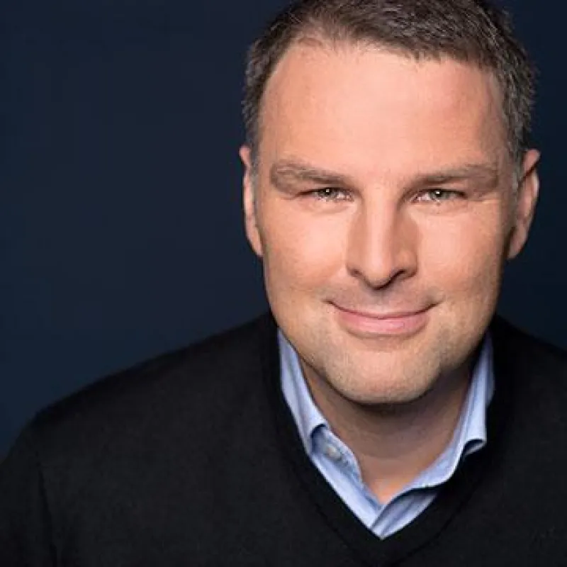 Simon Buck, Managing Partner