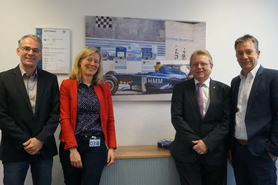 Bild: Kerstin Radomski zu Besuch bei der HMM Deutschland GmbH