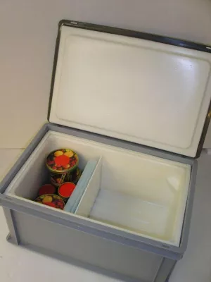 Bild: Jetzt kann`s heiß werden: 48 Stunden Transport-Kühlung für Lebensmittel dank der „MV30“-Box