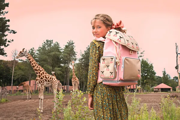 Jeune Premier setzt Modetrends für das Schuljahr 2025/26 Bild: Jeune Premier setzt Modetrends für das Schuljahr 2025/26