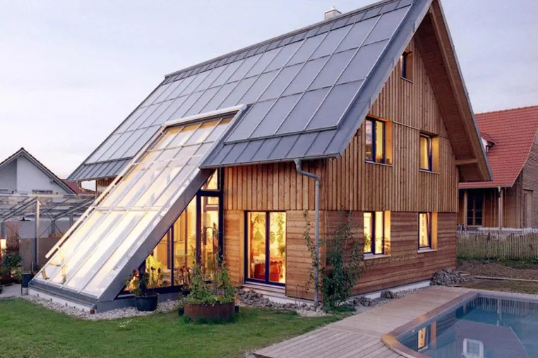 Bild: Das Sonnenhaus: Heizen mit der Sonne