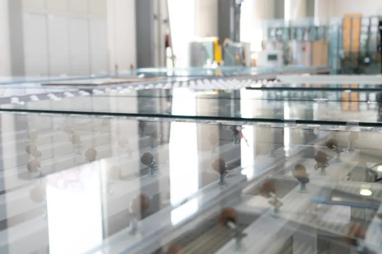 Bild: Was zeichnet einen Hersteller für Sicherheitsglas nach über 50 Jahren aus?