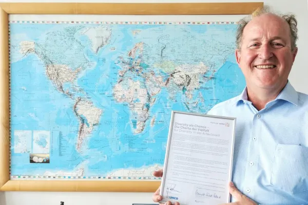 Charta der Vielfalt: UMCO ist bunt Bild: Charta der Vielfalt: UMCO ist bunt