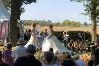 Bild: MEIN WUNSCHBILD stellte Hochzeitskollektion auf dem Wedding Festival in Heemsen vor