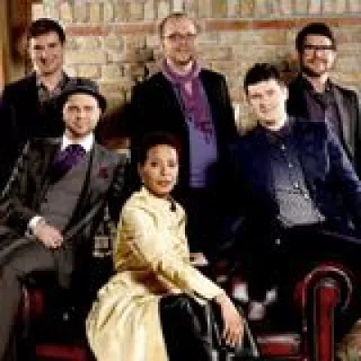 Bild: Berlin Entertaiment: Jocelyn B. Smith & muSix