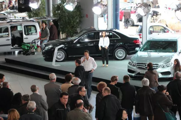 Bild: Markteinführungsveranstaltung im Daimler Firmenangehörigengeschäft