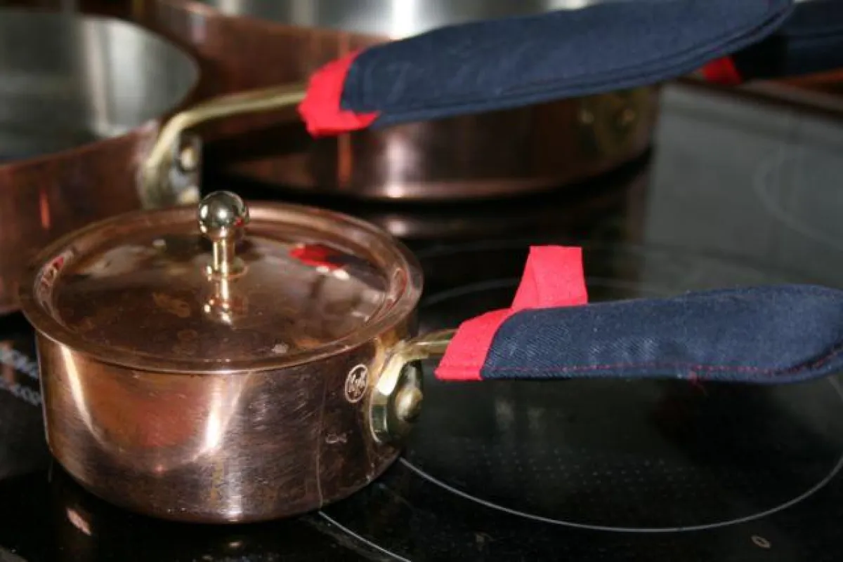 PfannenStielHalter für Kupfertöpfe von Home & Fruit Company