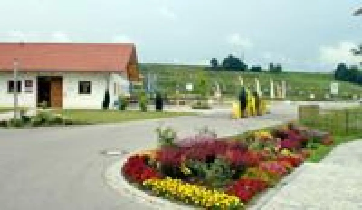 Ein neues Ziel für anspruchsvolle Campingfreunde ist die Fünf-Sterne-Anlage Vital Camping Bayerbach bei Bad Birnbach.