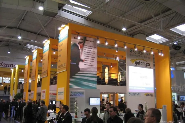 „Der Trend schlechthin“ – SoftENGINE und Partner punkten auf der CeBIT mit „ERP & e-Commerce als Einheit“ Bild: „Der Trend schlechthin“ – SoftENGINE und Partner punkten auf der CeBIT mit „ERP & e-Commerce als Einheit“