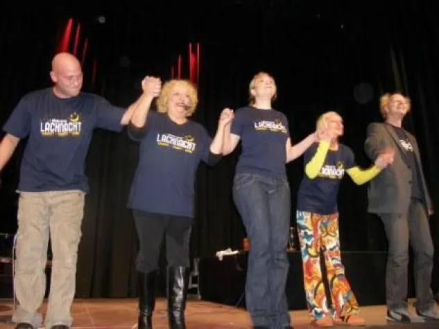 Bild: Lachnächte, überall Lachnächte