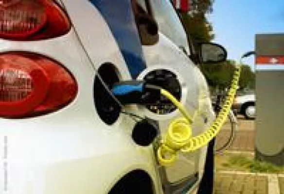 Bild: Klebstoffe sind der Motor für E-Autos