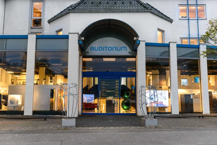 Bild: #wirsind4zig – Das Auditorium feiert Jubiläum