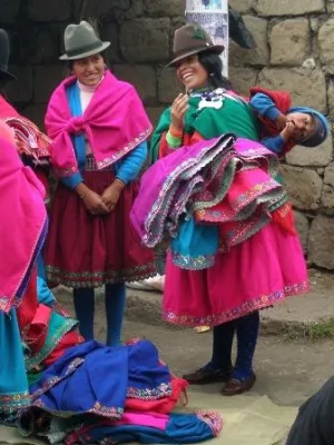 Bild: Ecuador und Galápagos mit Djoser Junior - Ein Land wie aus dem Kinderbuch