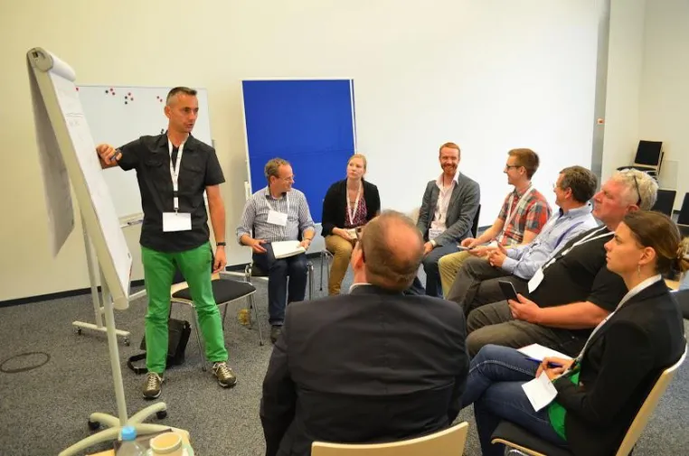 Wissen im Unternehmen – das KnowledgeCamp am 26. und 27.06.2015 in Dresden Bild: Wissen im Unternehmen – das KnowledgeCamp am 26. und 27.06.2015 in Dresden