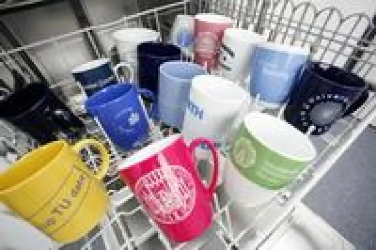 UNICUM-Test - Kaffee-Pott der RWTH Aachen ist die tollste Tasse weit und breit Bild: UNICUM-Test - Kaffee-Pott der RWTH Aachen ist die tollste Tasse weit und breit