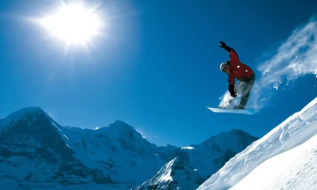 Bild: Mit Snow Party Tours ab in den Schnee