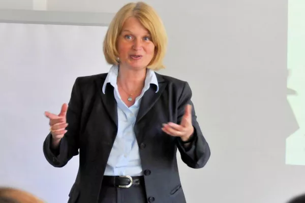 Bild: Network Women Grünwald e.V. informiert: Für den ersten Eindruck gibt es keine zweite Chance