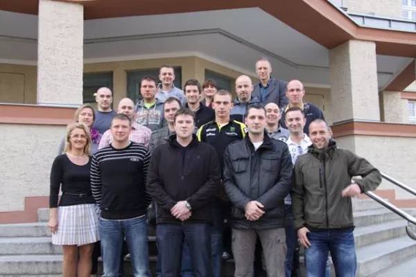 Bild: Berufsfachschule am Krankenhaus Dresden-Friedrichstadt qualifiziert Feuerwehrmänner zu Rettungsassistenten