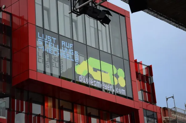 Bild: Zu sexy für St. Pauli: „Post-it-War“ eskaliert: Agentur DAVIES MEYER muss Pixelmännchen entschärfen