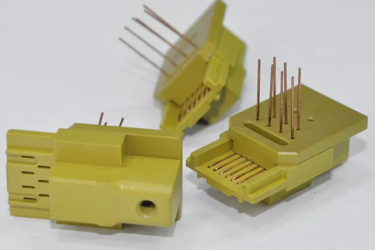 Bild: Neuer Prüfstecker für eSATA-Schnittstelle von ENGMATEC