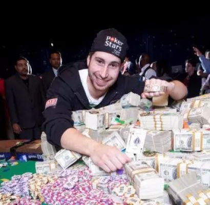Bild: 23-jähriger Kanadier gewinnt rund 6,8 Millionen Euro bei der World Series of Poker