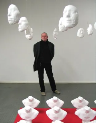 Bild: Sommerkurse im Künstlerdorf Barnitz: Objekte – Keramik – Bildhauen