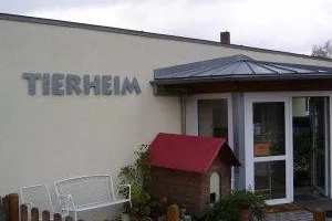 Tierheim Feucht startet Unterschriftenaktion gegen Wohnbebauung Bild: Tierheim Feucht startet Unterschriftenaktion gegen Wohnbebauung