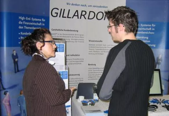 Bild: Dem Nachwuchs auf der Spur