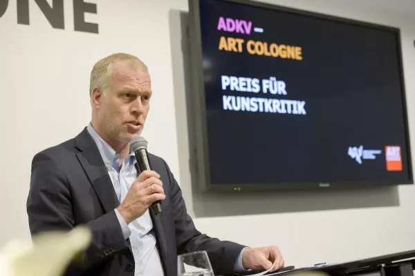 Bild: Öffentliche Ausschreibung zum ADKV-ART COLOGNE Preis für Kunstkritik 2019