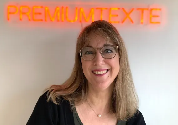 Bild: Rückblick 2025: Silke Schwetschenau vom Text- und Redaktionsdienst PREMIUMTEXTE baut Angebot und Expertise aus