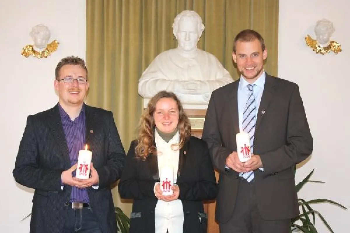 Neue Salesianische Mitarbeiter Don Boscos, v.l.n.r.: Danny Kasche, Sabine Rödiger, Christopher Strugholz. Foto: Jörg Widmann SDB.