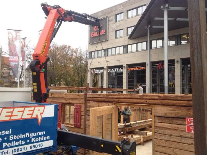 Bild: Winterland-Aufbau in Augsburg startet - Willy-Brandt-Platz vorübergehend nicht nutzbar