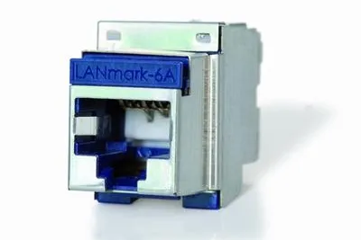 Bild: Nexans präsentiert die erste, vollständig nach Cat.6A zertifizierte RJ45-Buchse