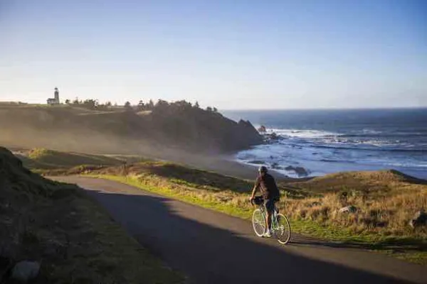 Bild: Zweihundert Jahre auf zwei Rädern