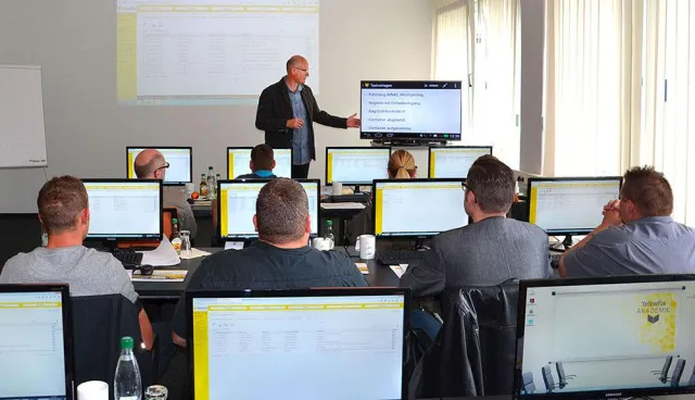 Bild: 1. YellowFox Akademie für Transportunternehmer und Spediteure startet mit großem Erfolg